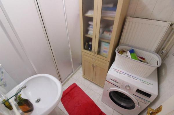 Home Vizyon 'dan  Bahçelievler Çobançeşme Satılık 2+1 Daire.