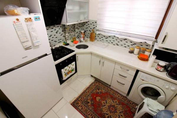 Home Vizyon 'dan  Bahçelievler Yenibosna Radar Satılık Lüx 1+1 Daire.