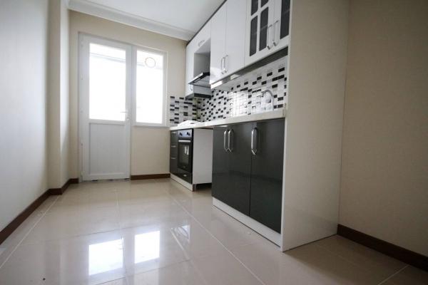 Home Vizyon 'dan Yenibosna Radarda Otoparklı Satılık Süper Lüx 4+1 Dublex Daire.