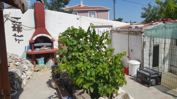 KIRKLARELİ'DE MÜKEMMEL NİTELİKTE BAHÇELİ MÜSTAKİL EV