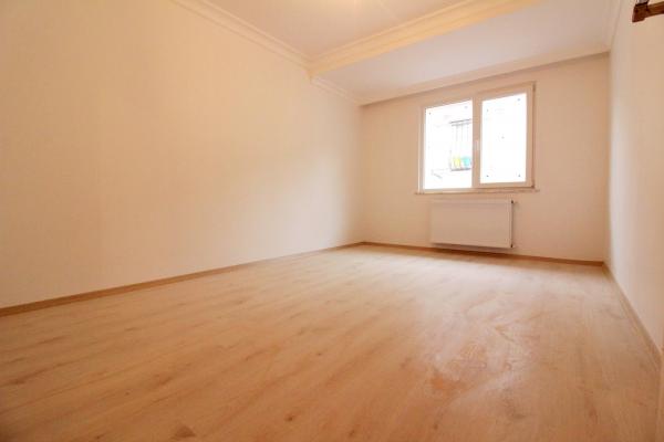 Home Vizyon 'dan Bahçelievler Şirinevler OTOPARKLI Satılık Sıfır Lüx 4+2 Dublex Daire.