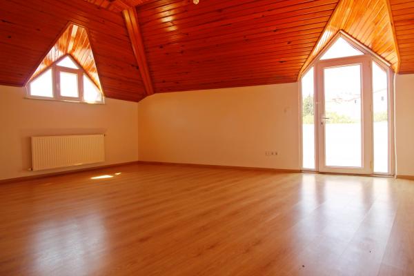 Home Vizyon 'dan Bahçelievler Kocasinan Satılık Lüx OTOPARKLI 5+2 Dublex Daire.