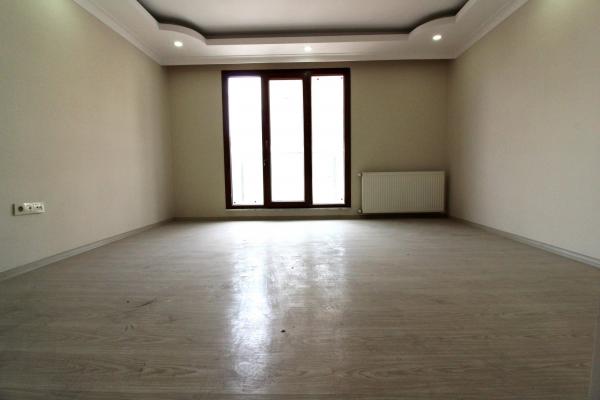 Home Vizyon 'dan Bahçelievler Şirinevler Merkezde Satılık Lüx 4+1 Dublex Daire.