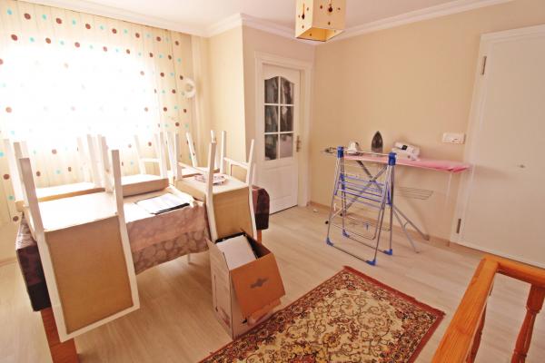 Home Vizyon 'dan Bahçelievler Zafer Satılık Lüx 4+1 Dublex Daire.