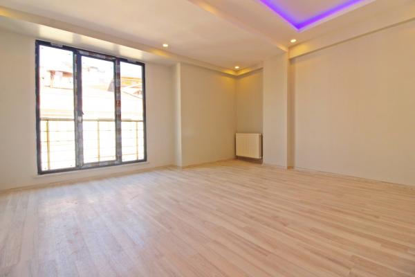 Home Vizyon 'dan Bahçelievler Cumhuriyet Sıfır Lüx 2+1 Daire.