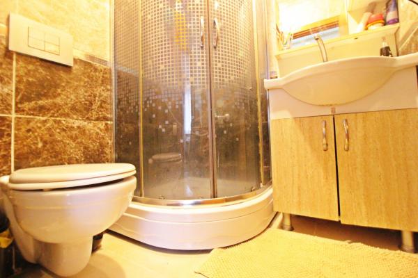 Home Vizyon 'dan  Bahçelievler Yenibosna Cadde Üzeri Lüx 2+1 Daire.