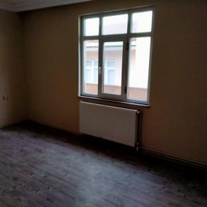 İST.GAZI MAHALLESİNDE SATILIK 200 METRE KARE TARAS KAT