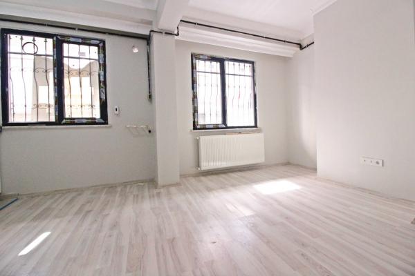 Home Vizyon 'dan Bahçelievler Cumhuriyet Sıfır Lüx 2+1 Daire.