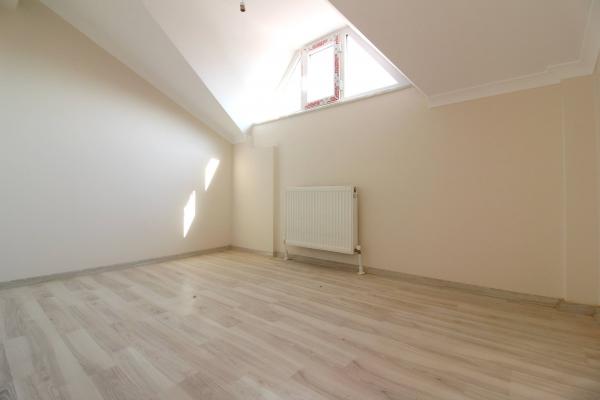 Home Vizyon 'dan Bahçelievler Yenibosna Radar Satılık Lüx 4+2 Dublex Daire.