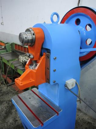 SATILIK 15 TON EKSANTRİK PRES