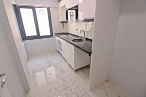 Home Vizyon 'dan Bahçelievler Yenibosna Radar Sıfır Lüx 2+1 Daire.