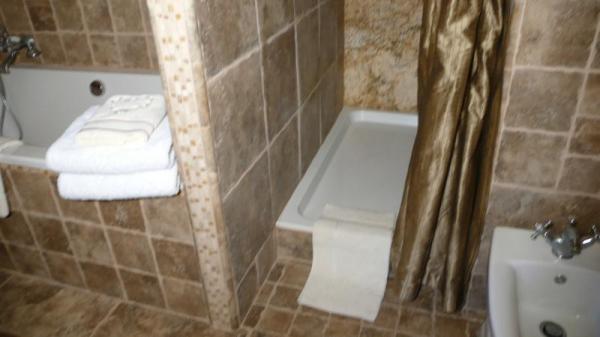 ABANT'TA DOĞAYLA İÇ İÇE GÜNLÜK KİRALIK VİLLA