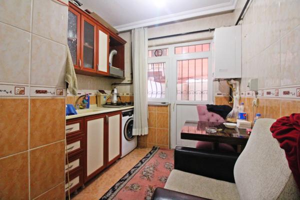 Home Vizyon 'dan Bahçelievler Yenibosna Radar Satılık 2+1 Daire.