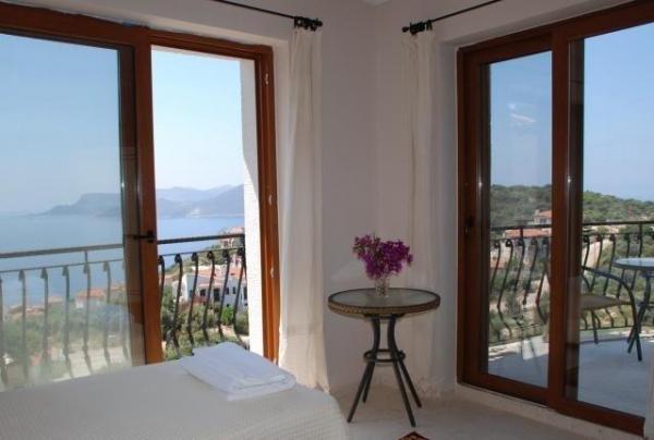 Antalya Kaş'ta Eşsiz manzaralı Özel havuzlu Kiralık Villa