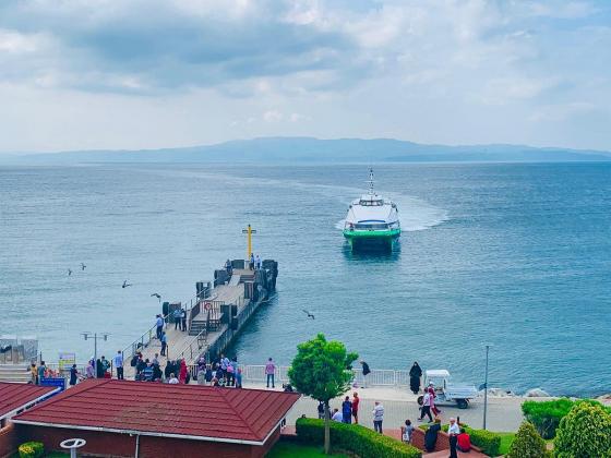SAHİBİNDEN ARMUTLUDA satılık 27 aralık-7 OCAK TATİL TL