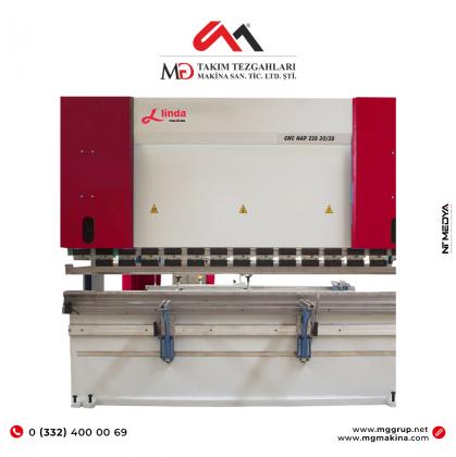 3000 x 135 Ton Abkant Pres - Press Brake