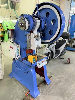 40 TONLUK REVİZYONLU EKSANTRİK PRES