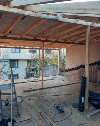Çatı yapımı tadilat yenileme ve izolasyon işleriniz yapılır tel 0555 234 43 61