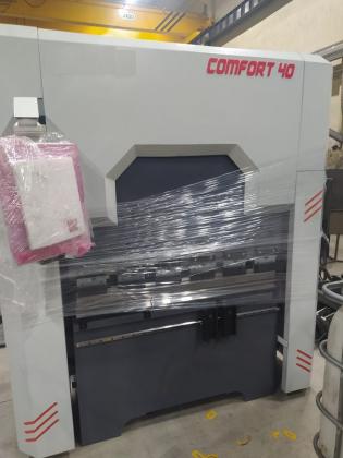 CONFORT 1300mm 40 Ton 3 Eksen Cnc LİNDA Machine Abkant Pres