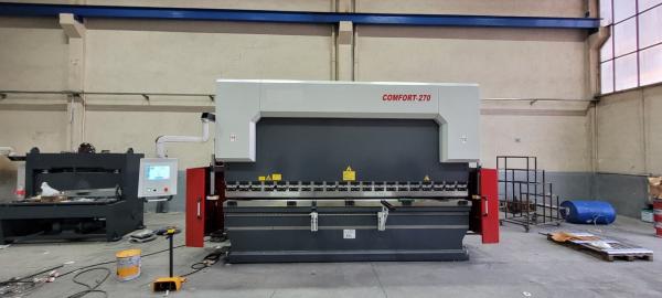 CONFORT 4100mm 270 Ton 3 Eksen Cnc LİNDA Machine Abkant Pres