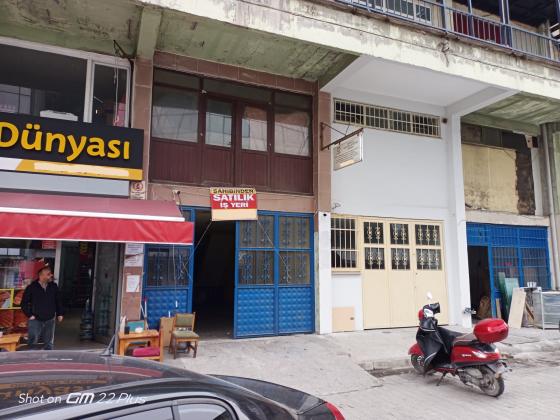 İKİTELLİ O.S. BÖLGESİ DERSANKOOP SAN.SİTESİNDE SATILIK DÜKKAN