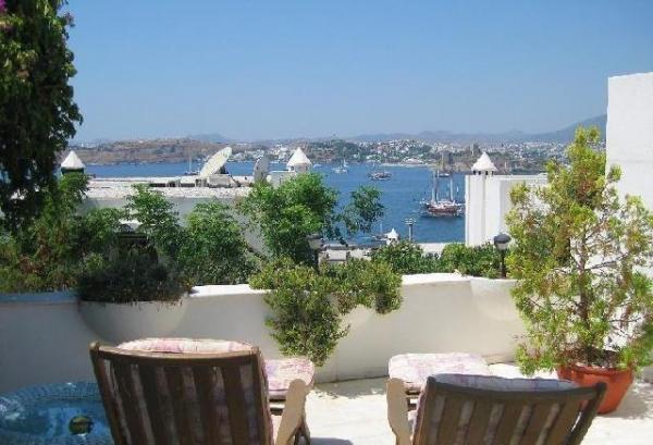 Mugla bodrum gündogan da kiralık havuzlu lüks villa