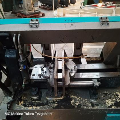 300mm HAMME Yarı Otomatik 45 Derece Açılı Şerit Testere 2014 Model