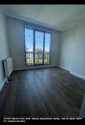 istanbul Bahçelievler merkez  mah de satılık 185m² 6+1-dübleks.kat daire
