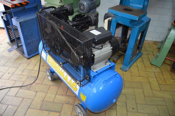 100 LİTRE SIFIR KOMPRESÖR