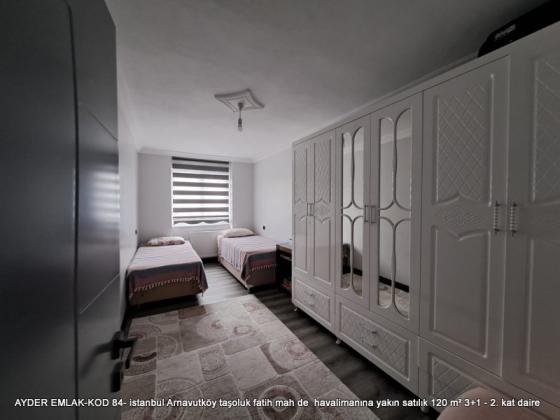 istanbul Arnavutköy taşoluk fatih mah de  havalimanına yakın satılık 120 m² 3+1 - 2. kat daire