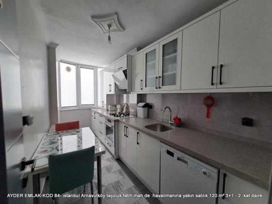 istanbul Arnavutköy taşoluk fatih mah de  havalimanına yakın satılık 120 m² 3+1 - 2. kat daire