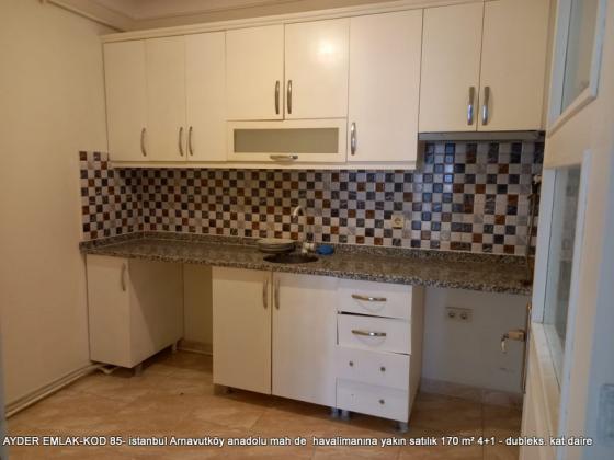 anadolu mah de  havalimanına yakın satılık 170 m² 4+1 - dubleks. kat daire