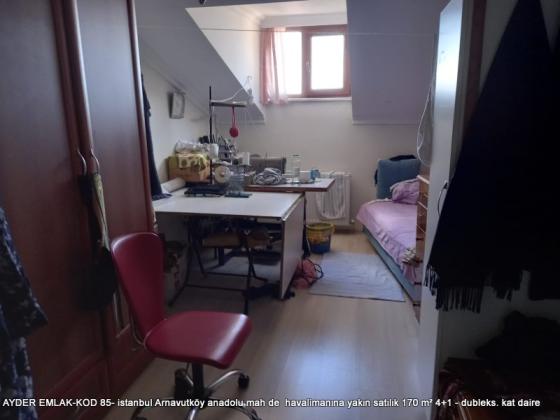 anadolu mah de  havalimanına yakın satılık 170 m² 4+1 - dubleks. kat daire