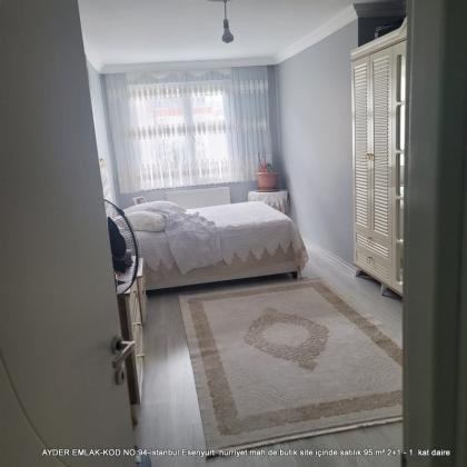 hürriyet mah de butik site içinde satılık 95 m² 2+1 - 1. kat daire