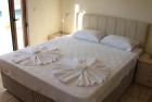 IZMIR CESME DE HAVUZLU VİLLA