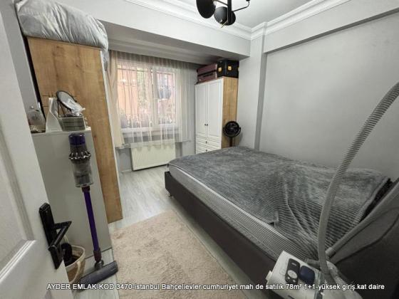 Bahçelievler cumhuriyet mah de satılık 78m² 1+1-yüksek giriş.kat daire