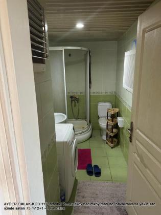 hadımköy mah de  havalimanına yakın site içinde satılık 75 m² 2+1 -6. kat daire