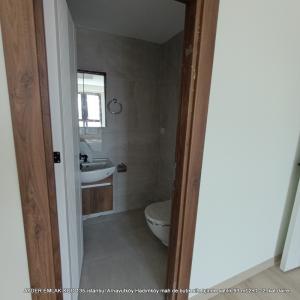 istanbul Arnavutköy Hadımköy mah de butik site içinde satılık 93 m² 2+1 - 2. kat daire