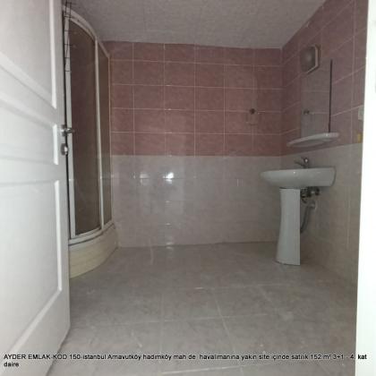 istanbul Arnavutköy hadımköy mah de  havalimanına yakın site içinde satılık 152 m² 3+1 - 4. kat daire