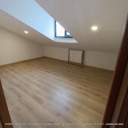 istanbul Arnavutköy Haraççı mah de butik site içinde satılık 175 m² 5+1 - dubleks.kat daire