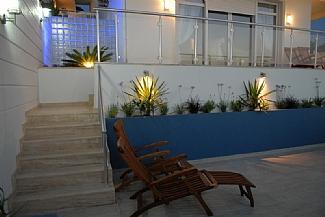 İZMİR ÇEŞME GÜNLÜK KİRALIK HAVUZLU VİLLA