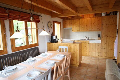 KARTEPE'DE GÜNLÜK KİRALIK VİLLA & DAĞ EVİ