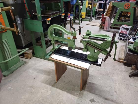 ISITAN IDK-1 DAİRE KESME MAKASI