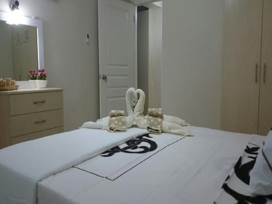 ÇEŞME ALAÇATIDA KİRALIK LÜKS VİLLA